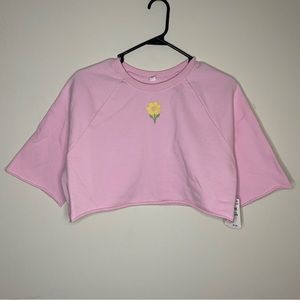 BP.  New short sleeve cropped sweatshirt with pink flower Embroider M